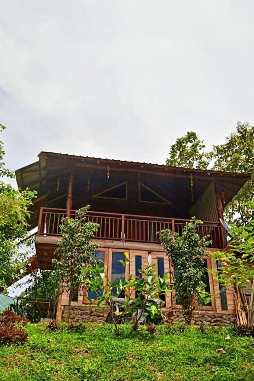 Warahana Riverside Cottage Entire Room Udawalawe Exterior foto
